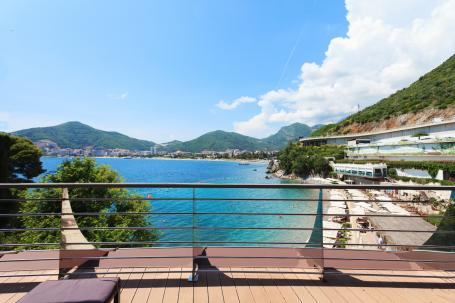 Apartment with 2 bedrooms in a gated luxury complex Dukley