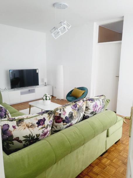 Two-bedroom apartment in the very center of Bar