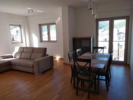 Apartment in a new building in the very center of Budva 5 minutes from the sea
