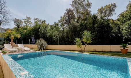 One-storey villa with a swimming pool near Herceg Novi. 