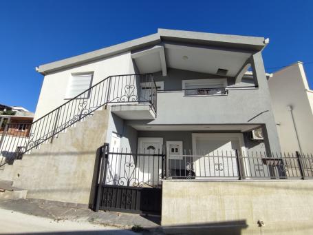 House with two separate apartments in Bar, Šušanj district