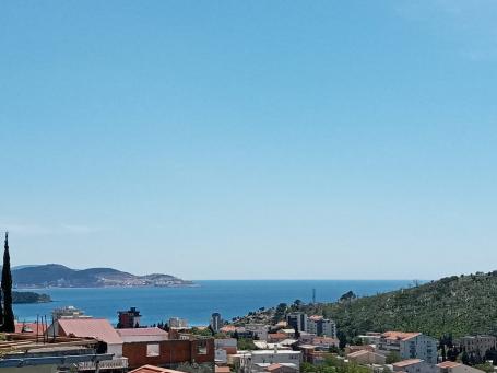 Urbanized spacious plot of land in Sutomore