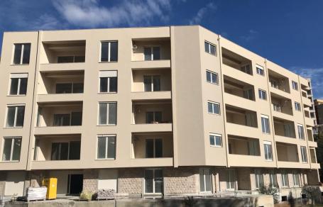 Panoramic apartments in Becici, with sea and mountain views in a low-rise building