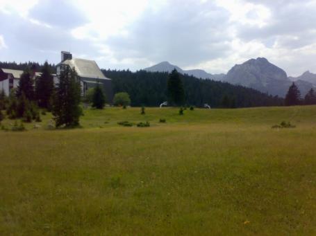 Large plot near the center of Zabljak for investment