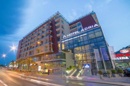 High-quality commercial space in the TQ Plaza multifunctional complex