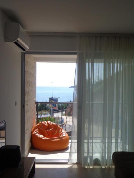 Apartment with 1 bedroom and garage in Przno with sea views