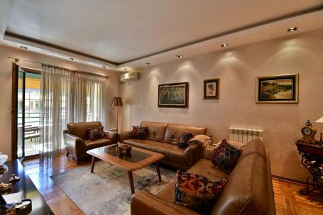 Spacious apartment 109m2 with 3 bedrooms in the very center of Podgorica
