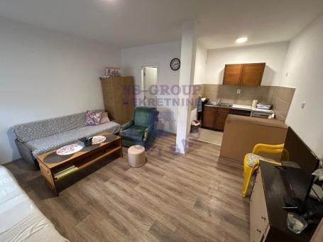Garsonjera 27m2 Adice