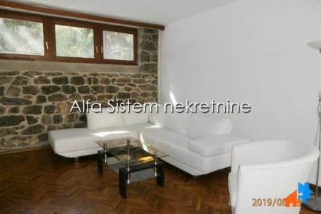 Izdavanje, Stan, Senjak