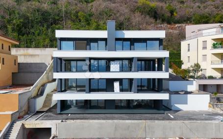 Flat Opatija - Centar, Opatija, 116,48m2