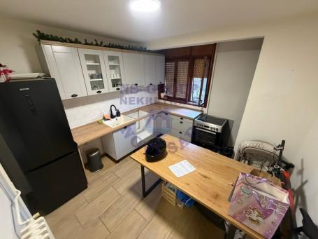 Dvoiposoban 52m2 Centar