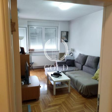 PRODAJA stana 2.0 Socijalno, Novi Sad ID#10830