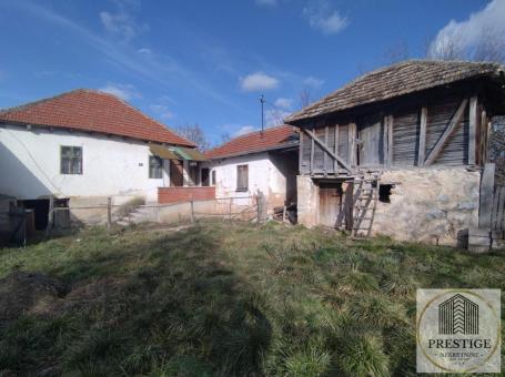 SEOSKO IMANJE SA VELIKIM POTENCIJALOM U VRMDZI KOD SOKOBANJE !