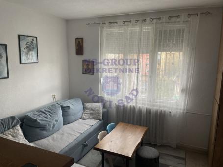 Uknjižen 1/1 bez tereta i zabeležbi. Moze kupovina na kredit!