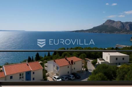 Omiška rivijera, dvosoban stan s panoramskim pogledom na more