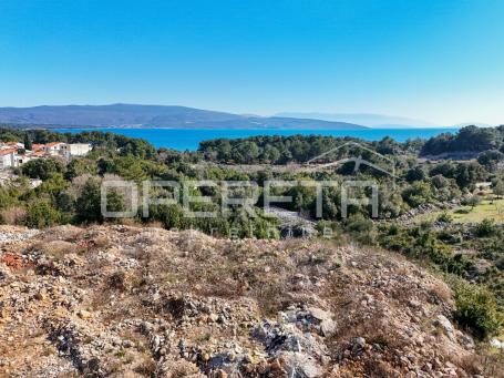 Građevinsko zemljište s panoramskim pogledom – Krk, 771 m²