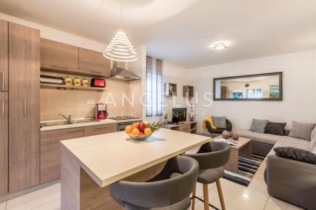 Split, Varoš - Lijepo uređeni apartman u kamenoj kući, 99 m2, PRODAJA