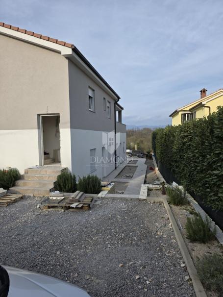 APARTMAN SA TERASOM, KRK, GOSTINJAC