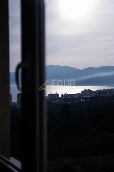 Rijeka, Donja Drenova, 61.01m2, 2s+db, terasa, SAMO KOD NAS!