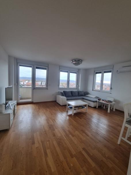 NOVI SAD - TELEP - 82.00 m2
