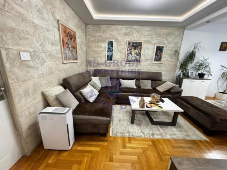 Na prodaju odličan četvorosoban stan na novom naselju !