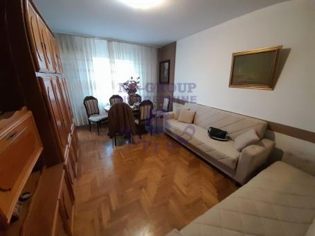 Na prodaju odli;an dvosoban stan na Novom Naselju !