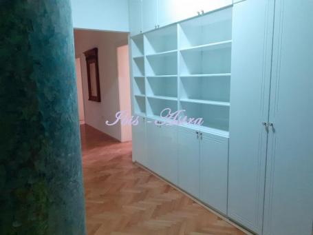 Salonski stan za izdavanje centar ID#315455