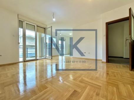 Prodaja | Dvosoban stan | 73m2 | Podgorica, Blok 9