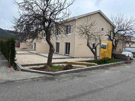 Neue 3-Zimmer-Duplexhäuser in Radanovići | Bezugsfertig