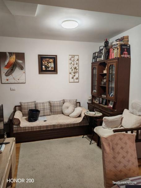 SURCIN LEDINE 44m2 , (L) ,125000e