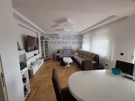 Kuća na prodaju u Petrovaradinu 310m2