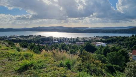 Šibenik, prodaja, građevinsko zemljište, pravomoćna dozvola