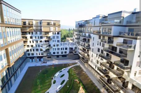 Zagreb, Bundek Centar, prekrasan trosoban stan s 2 garažna parking mjesta 104 m²