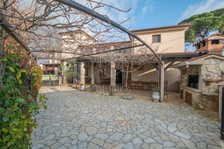 Istra, restoran sa apartmanima u blizini Poreča