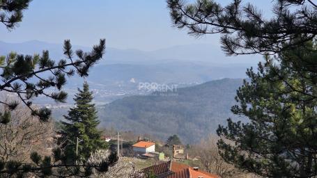 ISTRIA, BUZET, LAND WITH A BUILDING, FOR SALE