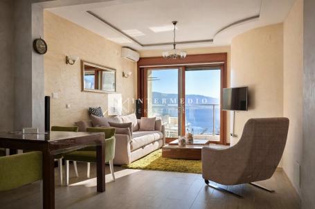 Prodaja stana na prvoj liniji mora – Meljine, Herceg Novi | 53m² | Pogled na mor
