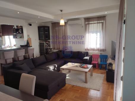 Četvorosoban 120m2 Nova Detelinara
