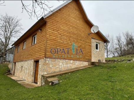 LIKA - Kuća + 50.000 m² zemljišta