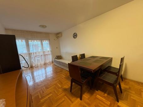 Apartment for sale in Bar, next to the administration building