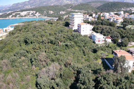 Urbanizovani plac 2600m2 Utjeha