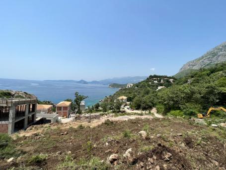 Građevinski plac 100 metara od mora, Budva, Rijeka Reževića