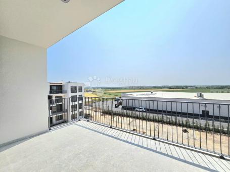 Umag, Neubau,