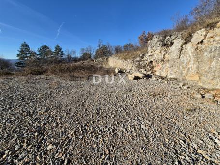 KLANA, ŠKALNICA - Građevinsko zemljište na prelijepoj lokaciji, snižena cijena, prilika!
