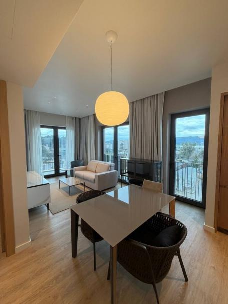 Izdavanje, Stan, 50m2 , Porto Montenegro