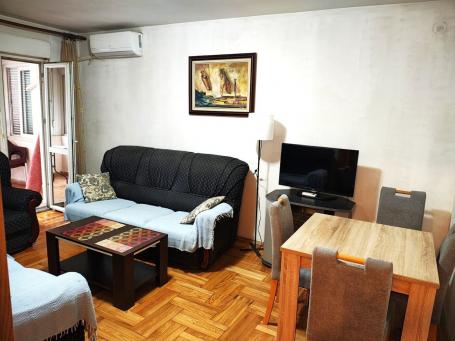 Jednosoban namješten stan, 45m2, Centar, Podgorica