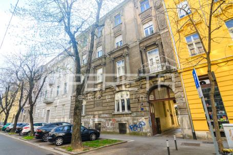 STAN PRODAJA, CENTAR, GAJEVA, STAN 161m2+PARKING+2 SPREMIŠTA