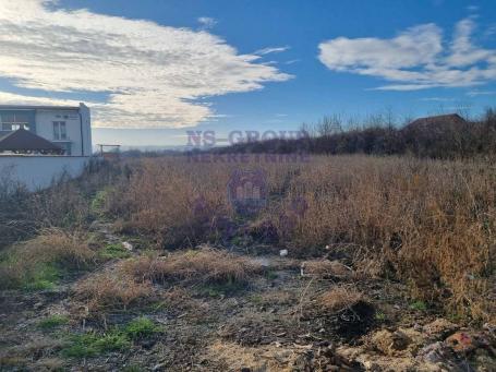 Klisa, plac povrsine 2932m2