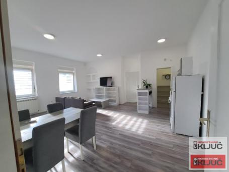FUTOŠKA PIJACA, 71m2, Trosoban, Namešten