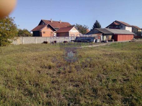 Klisa, zemljiste povrsine 2448m2