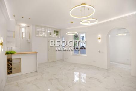 Stari grad, Dorćol, , 3.0, 105m2, 2100EUR